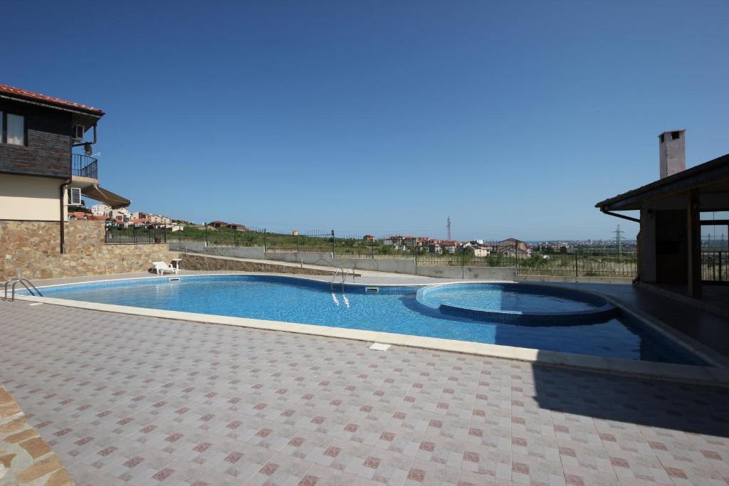 Menada Sunny Hill Villa Kosharitsa Buitenkant foto